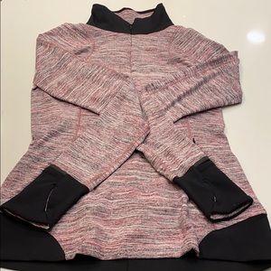 Like new. Lululemon Rulu 1/2 Zip
